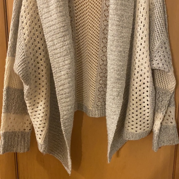 Torrid Color Block Open Stitch Open Front Cardigan Sweater Gray Cream Plus 1X - Picture 5 of 12